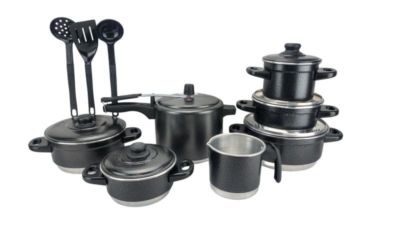 Jogo De Panelas Preto Com 10 Peças Panela De Pressão 4.5l Menor preço em Jogo De Panelas Preto Com 10 Peças Panela De Pressão 4.5l