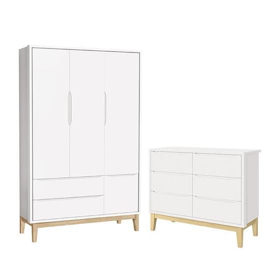 Imagem de Jogo de Quarto Infantil Classic Guarda Roupa 3 Portas e Cômoda 6 Gavetas Branco Fosco com Pés Madeir