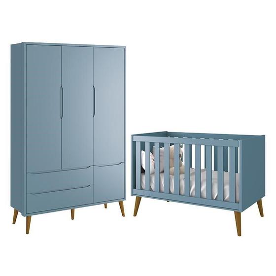 Imagem de Jogo de Quarto Infantil Theo Retrô Guarda Roupa 3 Portas e Berço Azul com Pés Amadeirado - Reller Móveis
