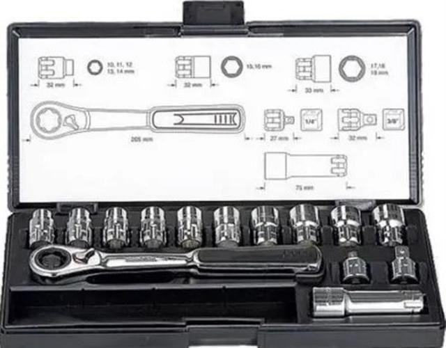 Imagem de Jogo De Soquetes E Catraca Passante 14 Peças Makita B-65595