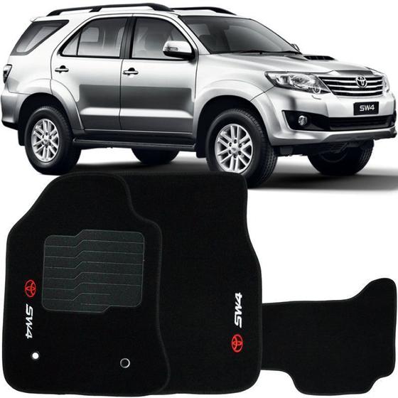 Imagem de Jogo de Tapete Automotivo Carpete Toyota Hilux SW4 2006 à 2015 Soft Logo Bordado Preto 3 Peças