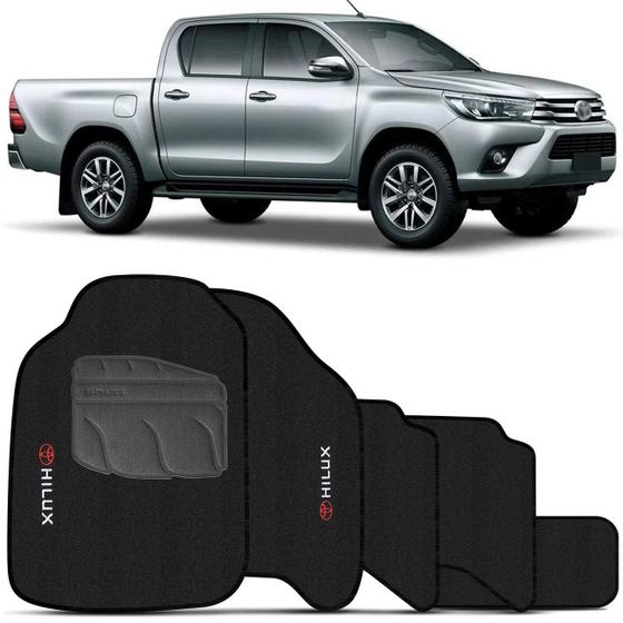 Jogo de Tapetes Carpete Hilux 2017 2018 com Grafia Logo Bordado 5 Peças Menor preço em Jogo de Tapetes Carpete Hilux 2017 2018 com Grafia Logo Bordado 5 Peças