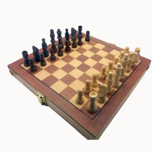 Menor preço em Jogo de Xadrez tabuleiro e peças madeira oficial