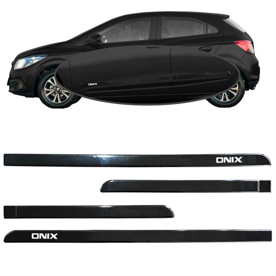 Imagem de Jogo Friso Lateral Chevrolet Onix Preto Global Grafia Original 2012 A 2014