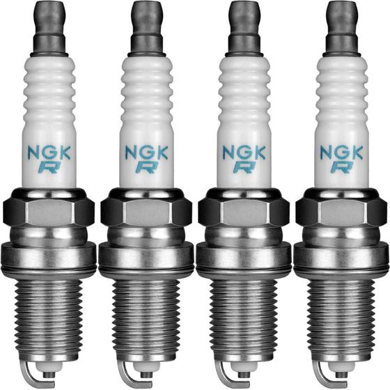 Imagem de Jogo Kit 4 Velas Ignição Vw New Beetle 99 a 19 Ngk Platinum