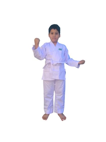 Kimono Infantil Karatê Reforçado em Brim com Faixa Menor preço em Kimono Infantil Karatê Reforçado em Brim com Faixa