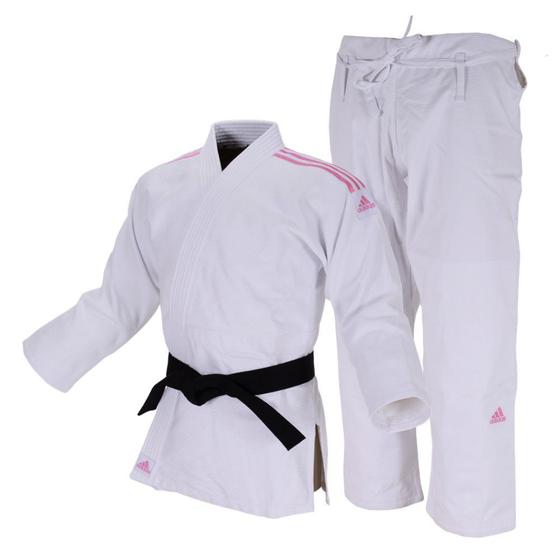 Kimono Judô Adidas Quest J690 Branco com Faixas Bordadas em Rosa Menor preço em Kimono Judô Adidas Quest J690 Branco com Faixas Bordadas em Rosa