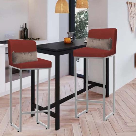 Imagem de Kit 02 Banqueta Alta com Encosto Lucca Industrial Cozinha Balcão Ferro Prata Suede Vermelho e Almofada Bege - Ahazzo Móveis