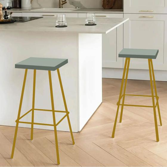 Imagem de Kit 02 Banquetas Alta Eliza 75cm Industrial Para Cozinha Ferro Dourado 100% MDF Verde - Ahazzo Móveis