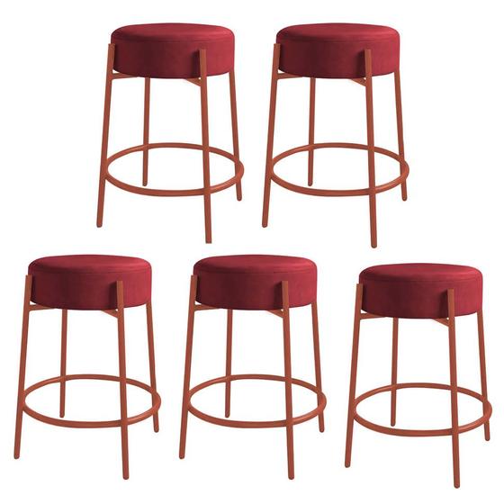 Imagem de Kit 05 Banquetas Alta Sintra 65cm Redonda Ferro Bronze Suede Vermelho - Ahazzo Móveis