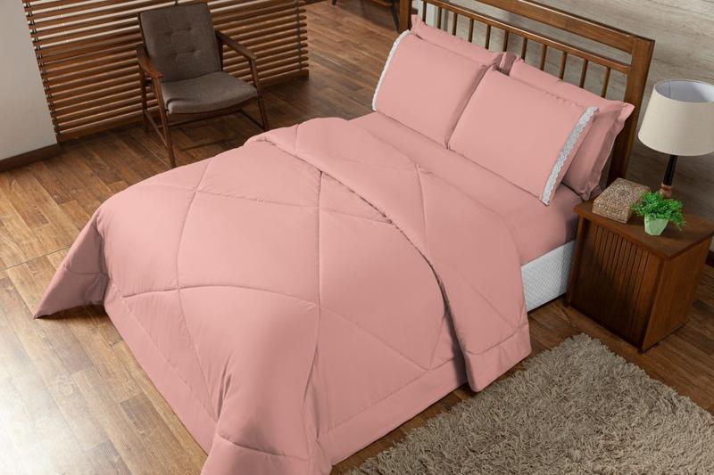 Kit 06 Peças Casal Queen Com Edredom E Lençol Com Elástico Dupla Face Aconchego Rose Menor preço em Kit 06 Peças Casal Queen Com Edredom E Lençol Com Elástico Dupla Face Aconchego Rose