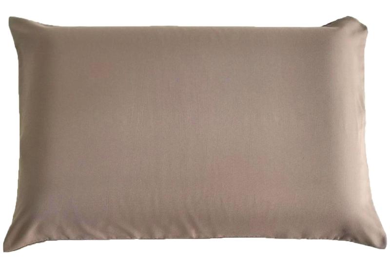 Imagem de Kit 10 Capas Protetora para Travesseiro Microfibra Acetinada 170 Fios 50x70cm Com Ziper
