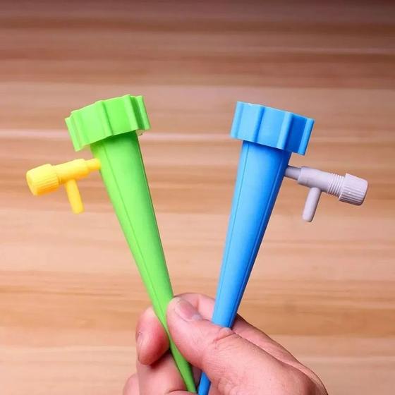 Imagem de Kit 10 Peças Irrigadora De Planta Conta Gotas Regador Automatico Gotejamento