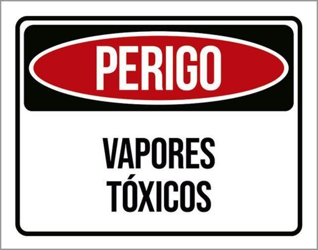 Imagem de Kit 10 Placas Perigo Vapores Tóxicos 36X46