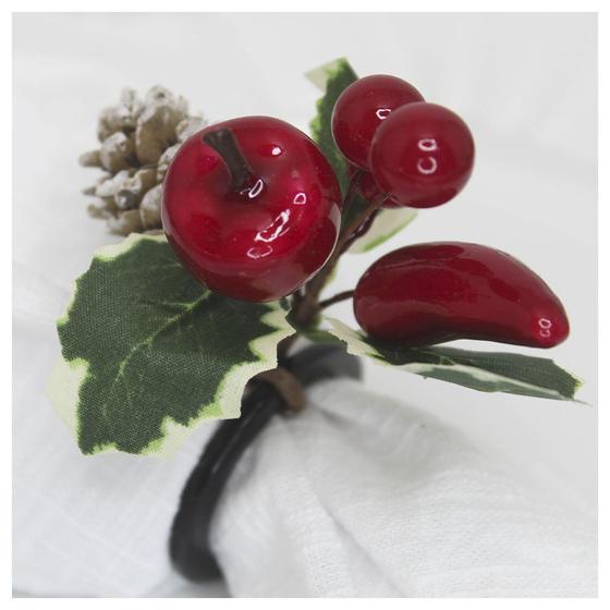 Imagem de Kit 10 Porta Guardanapo Natalino Com Frutas Vermelhas E Pinhas