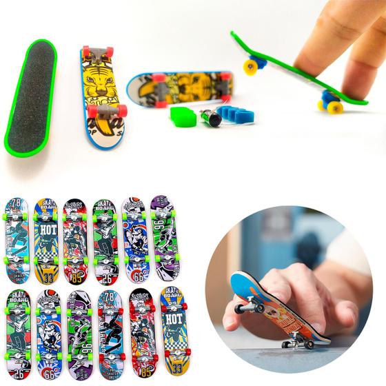 Imagem de Kit 10 Skates Fingerboard Brinquedo Lixa Tech Mini De Dedo