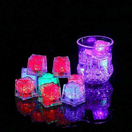 Imagem de Kit 12 Cubo Gelo Led Pisca Colorido Neon Decora Drinks Enfeite Casamento Festa Balada