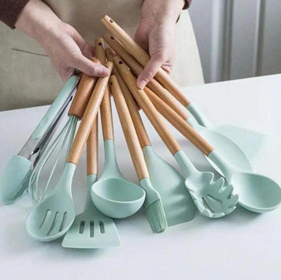 Imagem de Kit 12 Peças Utensílios Cozinha Silicone Com Cabo De Madeira