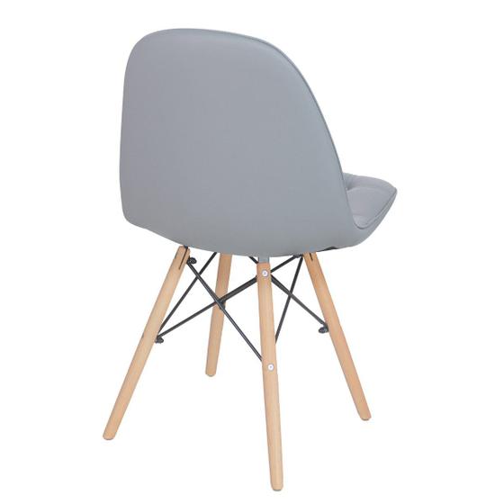 Imagem de Kit 16 cadeiras estofadas Charles Eames Eiffel Botonê com pés de madeira clara