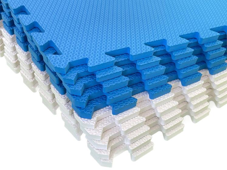 Kit 16 Placas Tatame Tapete Eva 50x50X1cm - Azul e Branco Menor preço em Kit 16 Placas Tatame Tapete Eva 50x50X1cm - Azul e Branco