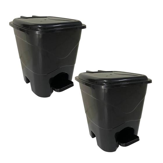 Kit 2 Lixeiras de Pedal 7 Litros Preta Fplas Banheiro Cozinha Escritorio Menor preço em Kit 2 Lixeiras de Pedal 7 Litros Preta Fplas Banheiro Cozinha Escritorio