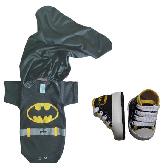 Imagem de Kit 2 Peças Body Com Capa + Tênis Batman Fantasia Mesversario Menino Bebê