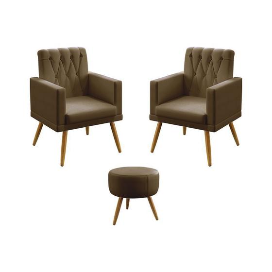 Imagem de Kit 2 Poltronas Decorativas Vega Com Rodapé Botões em Capitonê Com Puff Solar Para Sala de Estar Sued Capuccino Aradecor
