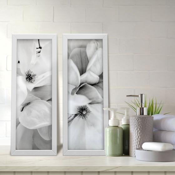 Imagem de Kit 2 Quadros Decorativos Lavabo Branco Cinza Floral Lírio