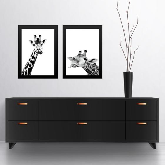 Imagem de Kit 2 Quadros Girafas Preto e Branco 33x24cm - com vidro