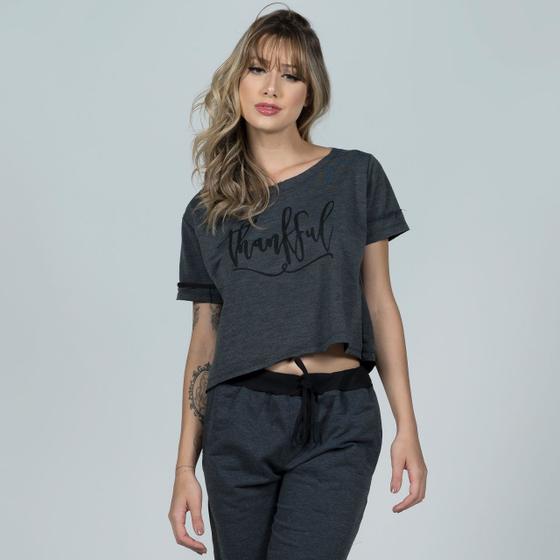 Imagem de Kit 3 Blusas Vekyo Casual Feminina Cropped Estampada Gratidão