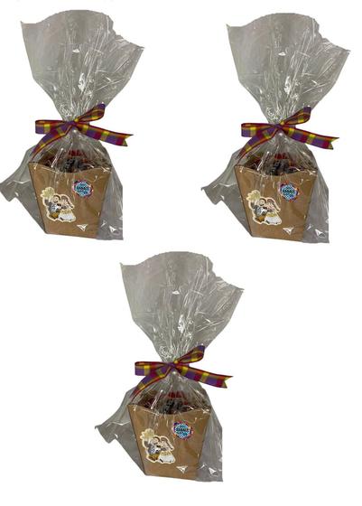 Imagem de Kit 3 Cestas Cachepot Com 17 Doces Sortidos Festa Junina