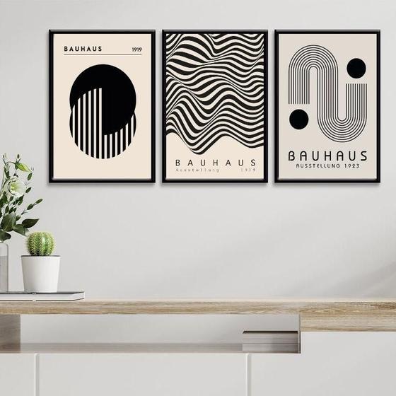 Imagem de Kit 3 Quadros Arte Bauhaus - Preto E Branco 33X24Cm - Vidro