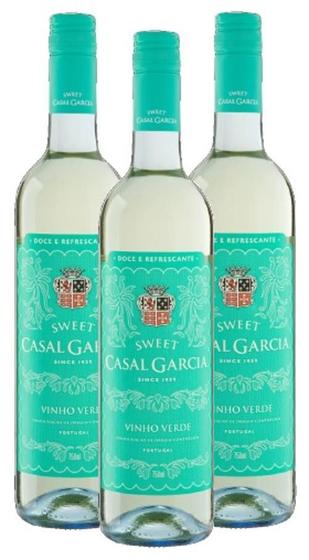 Imagem de Kit 3 Vinho Verde Português Branco Casal Garcia Sweet 750Ml