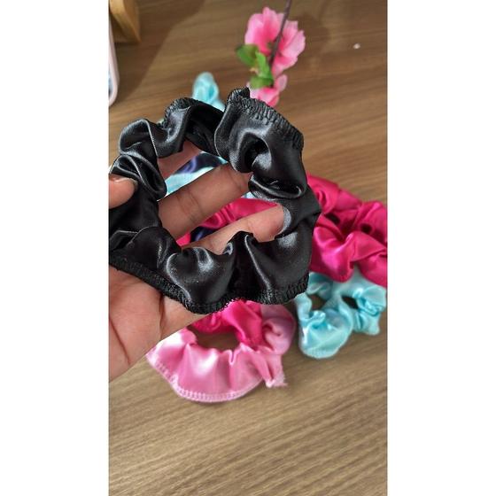 Imagem de Kit 3 Xuxas de Cetim Scrunchie de Cetim Xuxa de Seda Antifrizz Rabicó Elástico de Cabelo