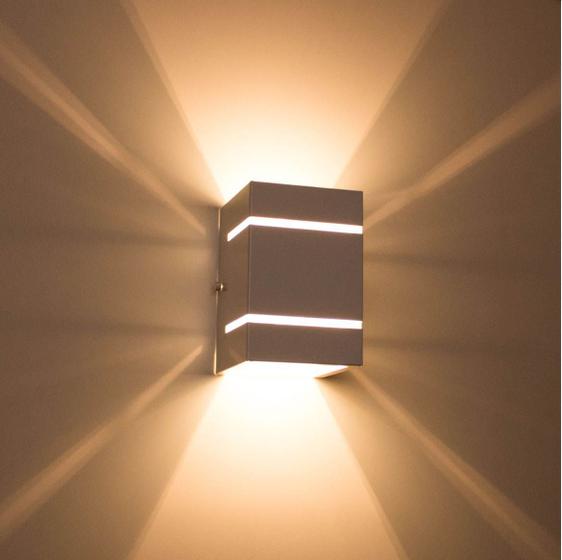 Imagem de kit 3x Arandela  Branca + LED 5W 3000K luminária Externa Parede Muro 2 Focos Frisos Fachos St327