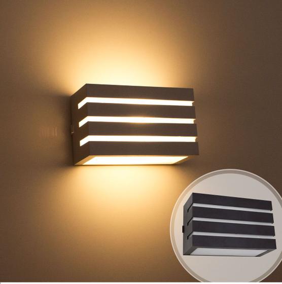 Kit 3X Arandela Frisada Policarbonato Marrom p/ área Externa e Interna + Lâmpada Led 5W 3000k St641 Menor preço em Kit 3X Arandela Frisada Policarbonato Marrom p/ área Externa e Interna + Lâmpada Led 5W 3000k St641