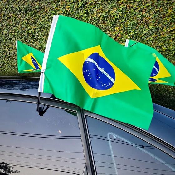 Imagem de Kit 4 Bandeiras Do Brasil Com Haste Para Janela Do Carro