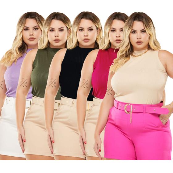 Imagem de Kit 4 Blusinhas Regata Plus Size malha canelada Cores Variadas Confort Top Premium básica casual.