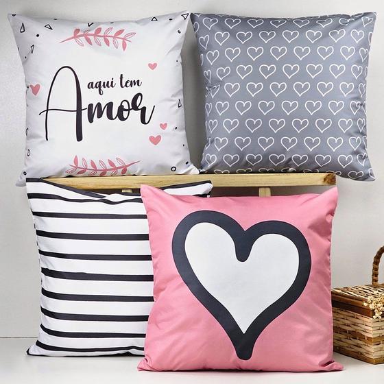 Imagem de Kit 4 Capas de Almofadas Decorativa Aqui tem Amor