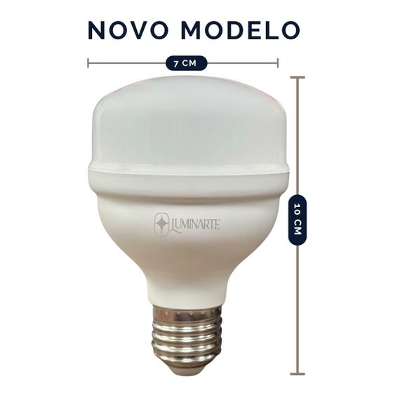 Lâmpada LED Luminarte 50W com medidas de 7cm de largura e 10cm de altura.