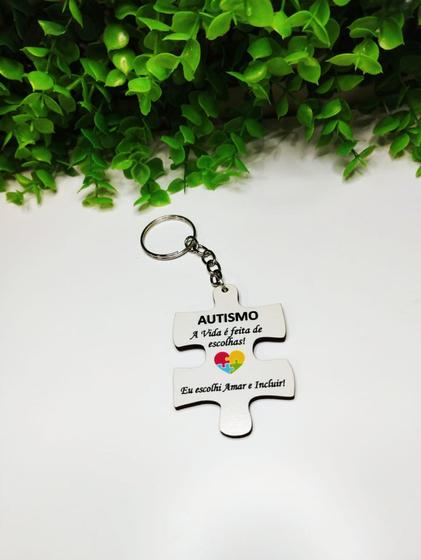 Imagem de Kit 50 chaveiro autismo em mdf branco personalizado em impressão UV digital