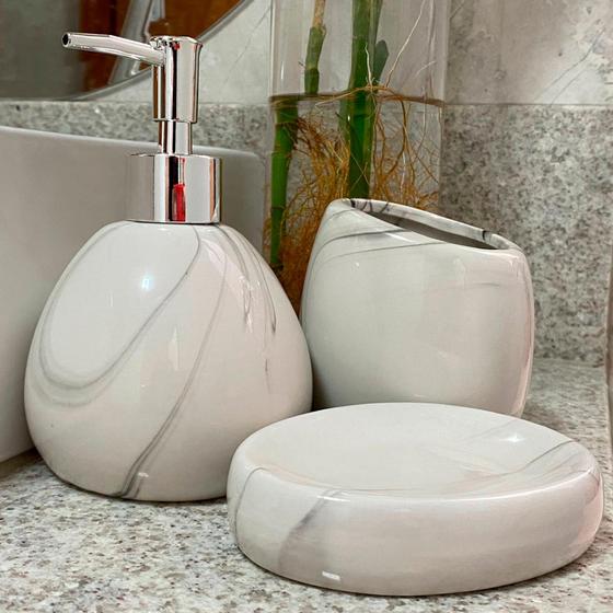 Imagem de Kit Banheiro Lavabo Conjunto Sabonete Líquido Escova / 475