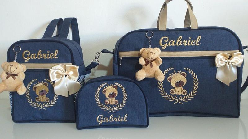 Imagem de Kit Bolsas Maternidade com três peças personalizada menino ursinho vendido por tudo chique bordados