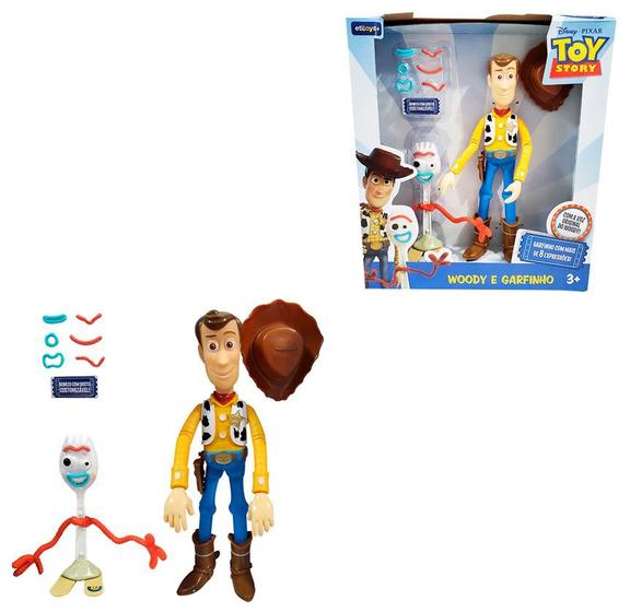 Imagem de Kit Boneco Woody e Garfinho Toy Story - Woody Fala 14 Frases Portugues e Garfinho C/ Rosto Customizável- Etitoys