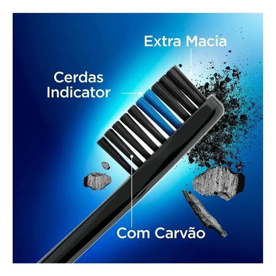 Imagem de Kit c/ 2 Escova Dental Oral-b Indicador Black Com Carvao 2un