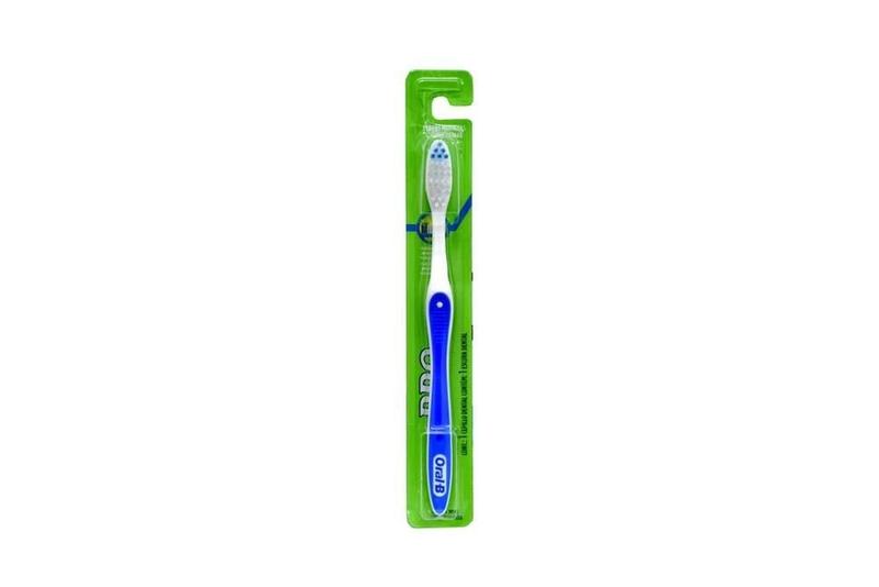 Imagem de Kit c/ 4 Escova Dental Macia Pro, Oral-B