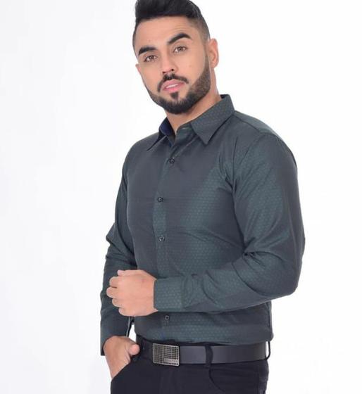 Kit Camisa Social Masculina Slim + gravata - Tam. GG Menor preço em Kit Camisa Social Masculina Slim + gravata - Tam. GG