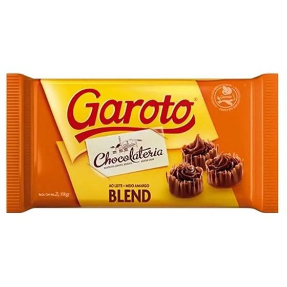 Imagem de Kit Chocolate Garoto Blend 2,1kg + Garoto Meio Amargo 2,1kg