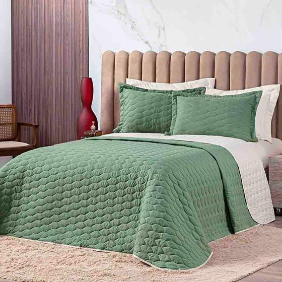 Imagem de Kit Cobre Leito Colcha Jade King 03 Peças Dupla Face Micropercal 200 Fios Matelado Clean - Verde - 100% Poliéster