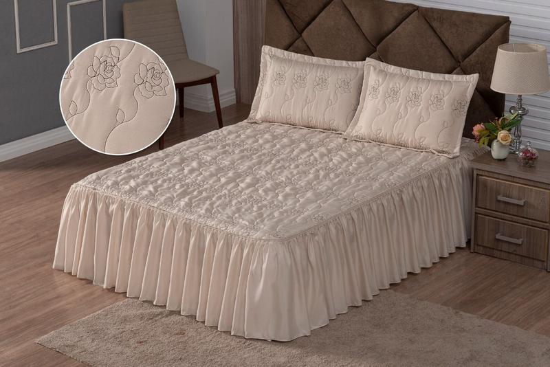 Kit Cobre Leito Luxe Queen 3 Peças Colcha Requinte é ruim? Kit Cobre Leito Luxe Queen 3 Peças Colcha Requinte é boa?